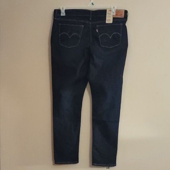 New Levi's 711 Women's W33 L28 size 16 short skinny mid-rise‎ dark wash jeans - Picture 3 of 5